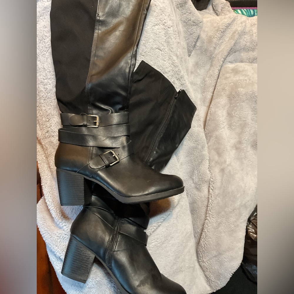 Black Leather Women's Boots